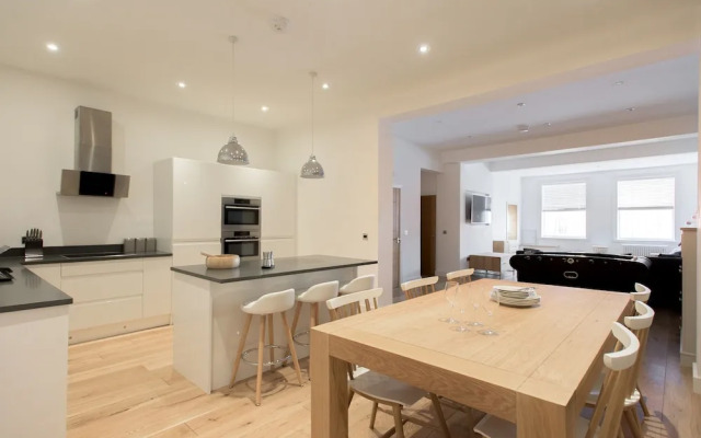 The White Wood Forest - Jewellery Quarter 3bdr Home