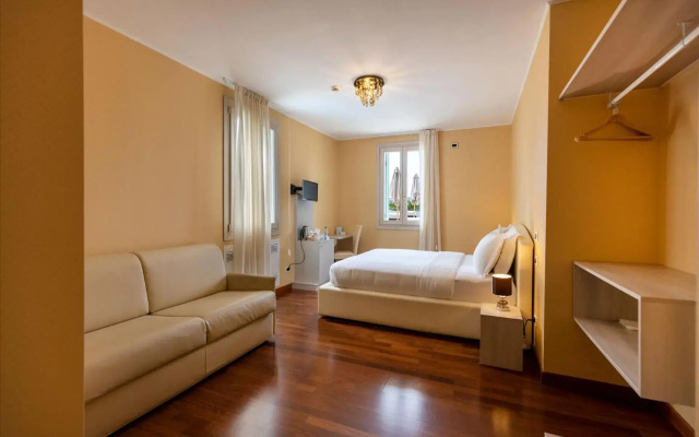 Gardone Palace Hotel