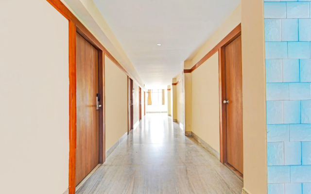 OYO 14406 Hotel Subashree