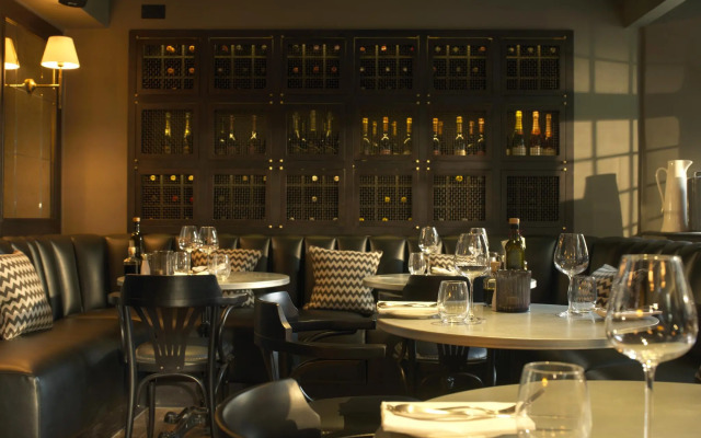 The Lygon Arms - an Iconic Luxury Hotel