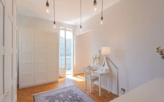 Villa Chiara Moltrasio With Private Garden by Rent all Como