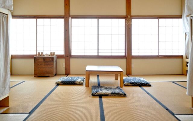 Takazuri-KITA - Hostel