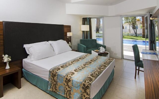 Palm Wings Beach Resort & Spa Kusadasi- All Inclusive