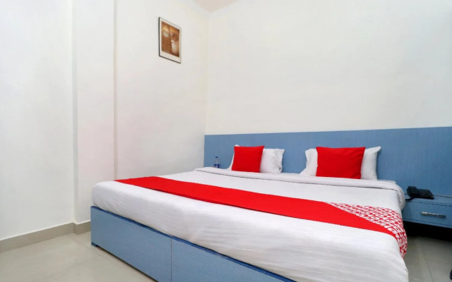 OYO 27669 Harkirat Niwas