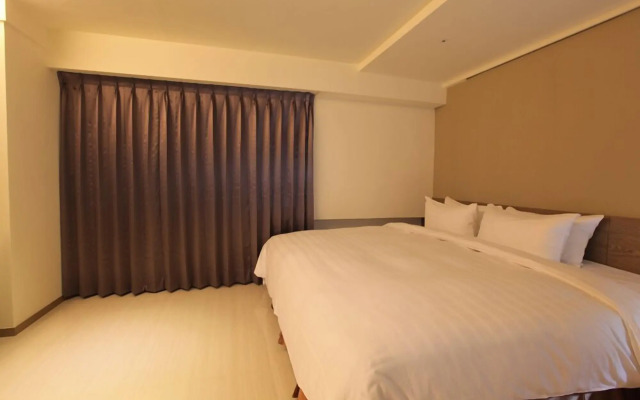 Nest Hotel