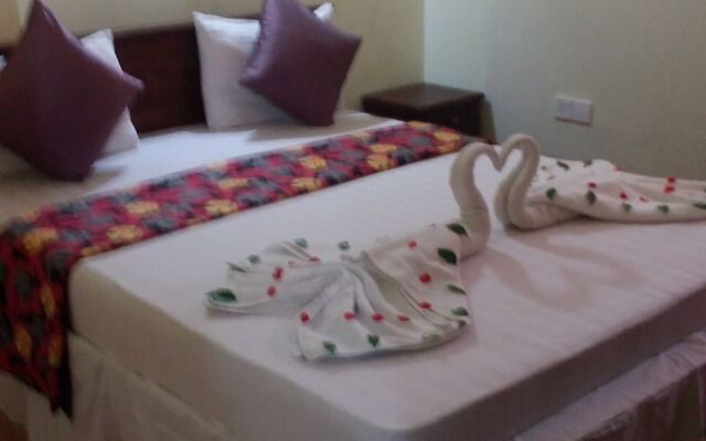 Lagoon Waves Hotel