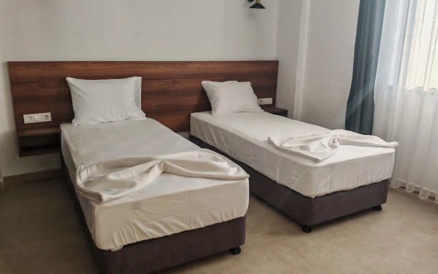 Rigani Gökçeada (+14)