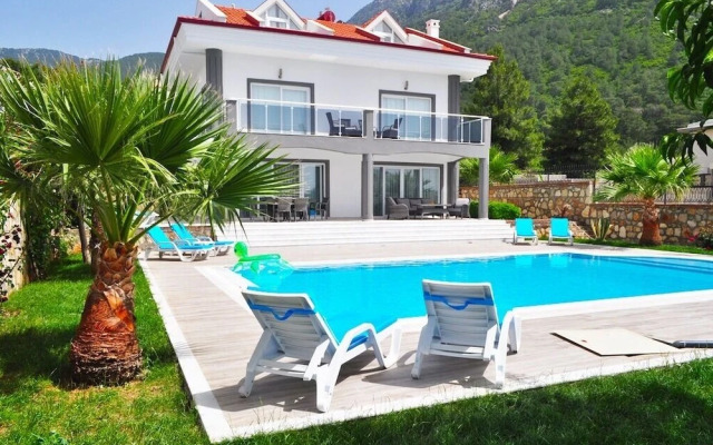 Heights Villa 3B
