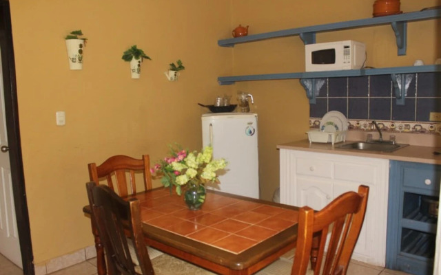 Aparthotel Villas de la Roca