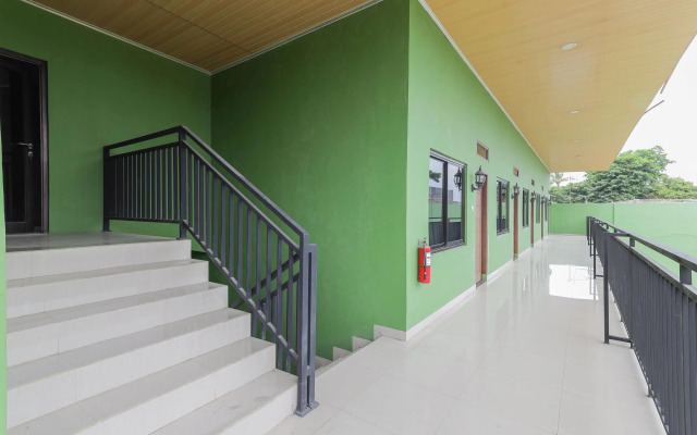 Urbanview Hotel Trans Cilegon