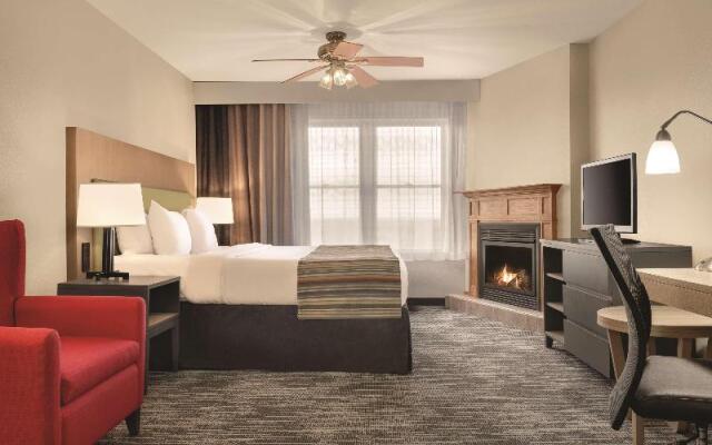 Country Inn & Suites Galena