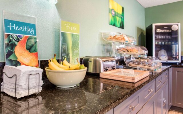 Quality Inn & Suites Miamisburg - Dayton South