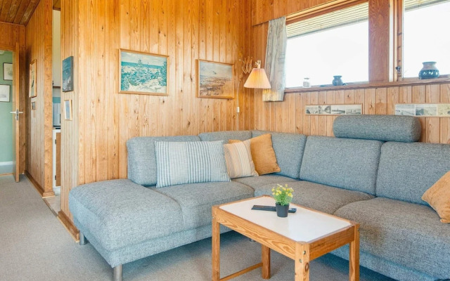 6 Person Holiday Home in Ringkobing-by Traum