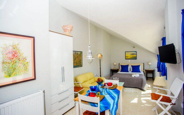 Xenia Ionis Luxury Concept Apartments