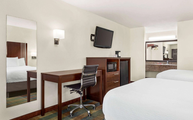 Ramada by Wyndham San Antonio Near SeaWorld/Lackland AFB
