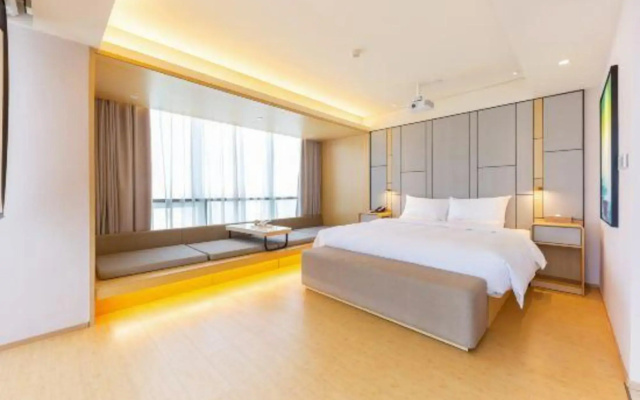 Ji Hotel (Jinan West Railway Station)