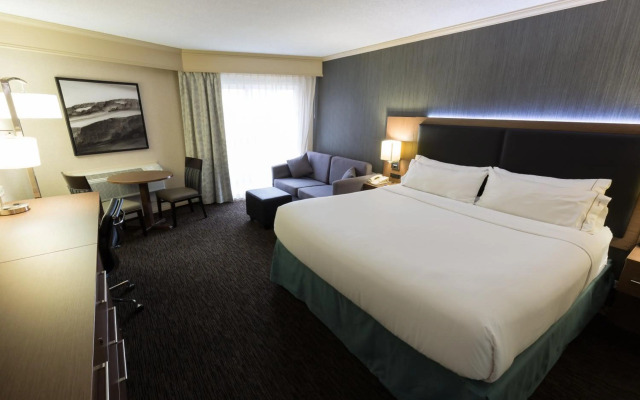 Holiday Inn Express Edmonton Downtown by IHG