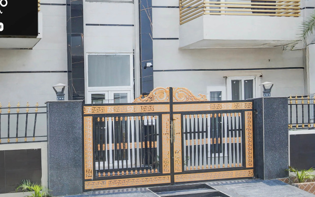 Super Collection O Phagwara Near LPU Law Gate