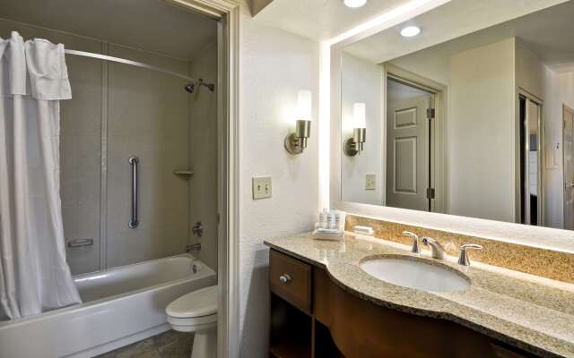 Homewood Suites by Hilton Phoenix-Biltmore