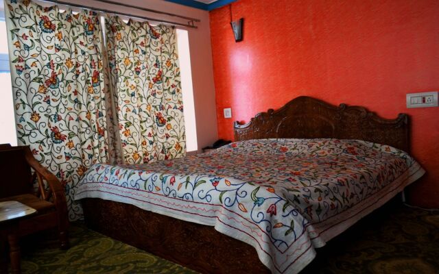 Hotel Noor Mahal