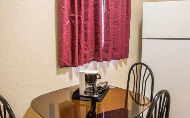 Rodeway Inn Barstow