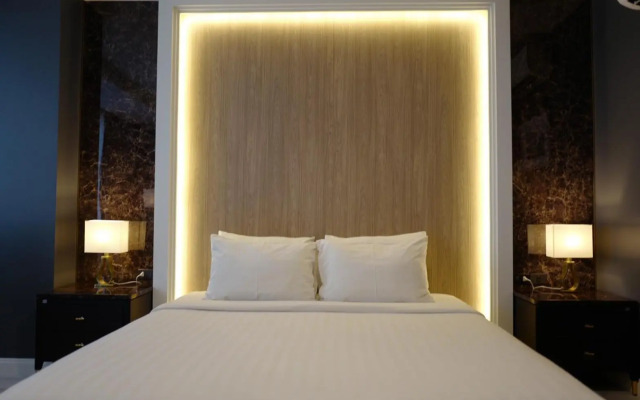 Chaisaeng Palace Hotel