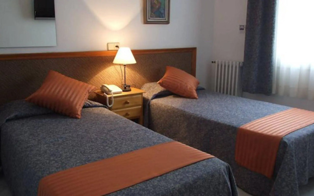 Hotel Montserrat