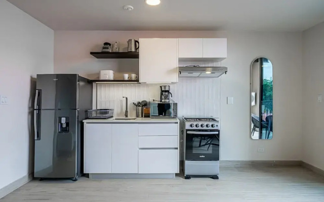 w Comfy 1BR w Perfect Balcony in Casco View