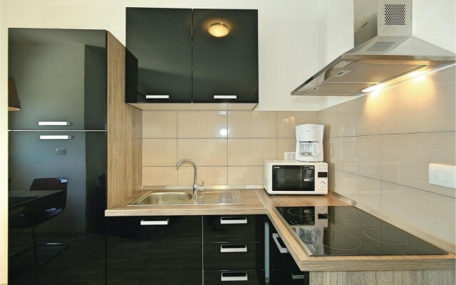 Beautiful Home in Umag With Wifi and 1 Bedrooms