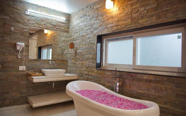 Wild Rose Resort and Spa