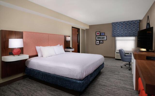 Hampton Inn by Hilton Youngstown-West I-80