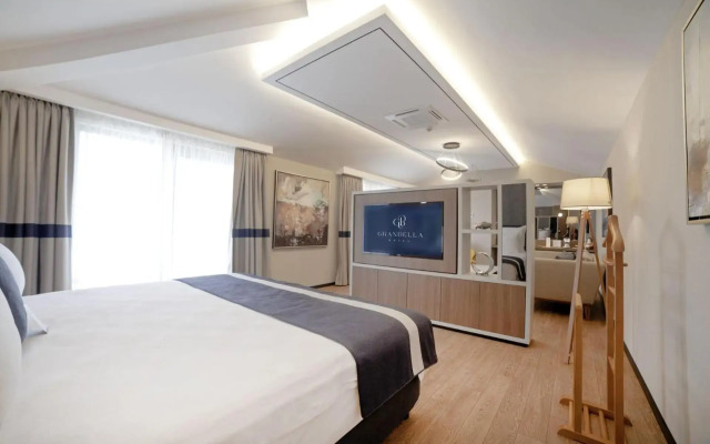 Granbella Hotel