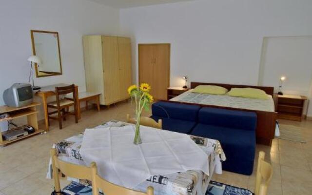Apartments Nada