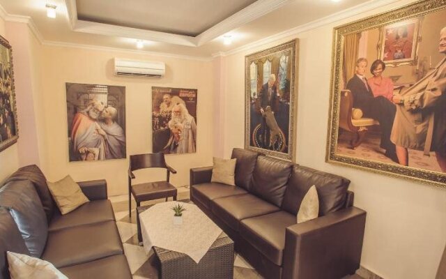 Hotel Romanov