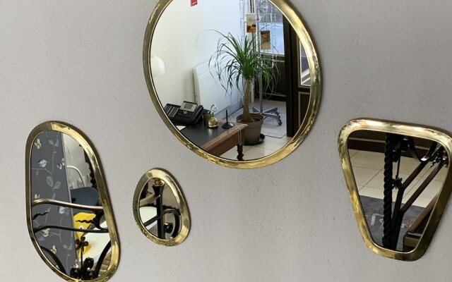 Logis Hôtel Restaurant Maison Voltaire