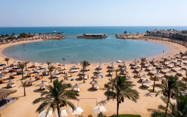 Desert Rose Resort