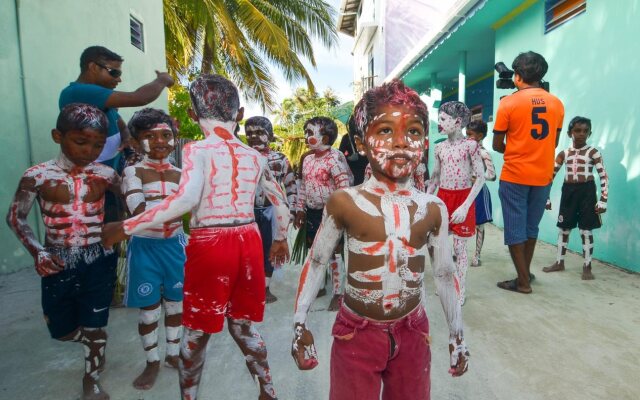 Huraa East Inn