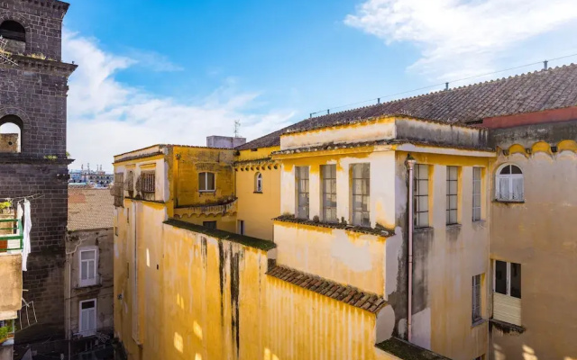 Oasis Flat Near San Gregorio Armeno