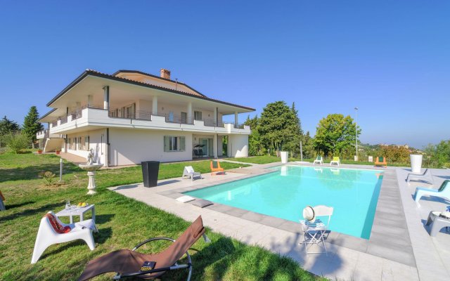 Alluring Apartment in Tavullia  with Swimming Pool