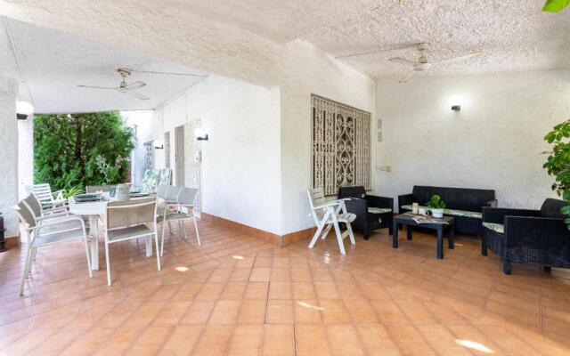 Villa 30 m from the beach Cambrils
