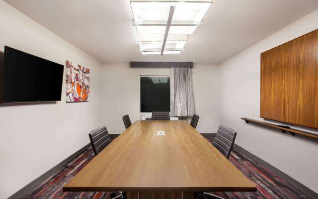 La Quinta Inn & Suites by Wyndham Madera