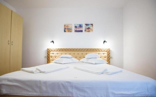 SaloS Beach Resort