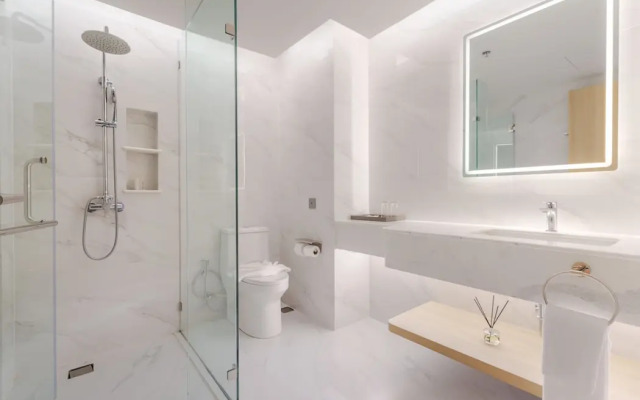 Shenzhen Tower Hotel Bangkok