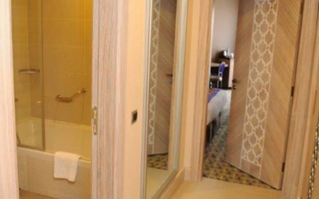 Royal Alhambra Palace - All Inclusive