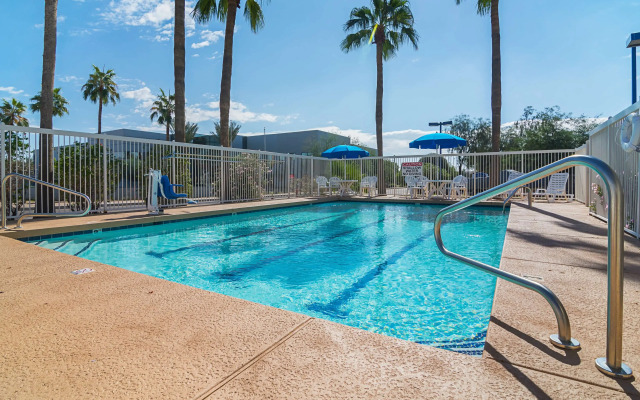 Motel 6 Chandler