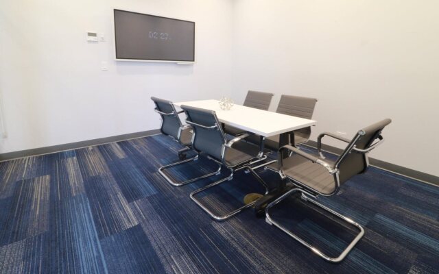 Holiday Inn Express & Suites Ensenada Centro by IHG