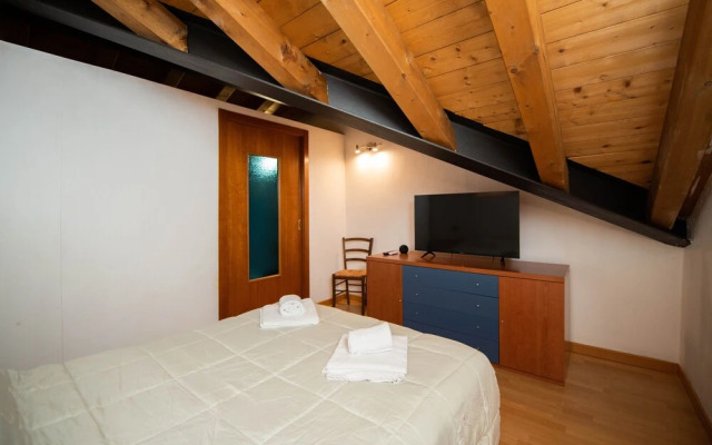 The Three Moons Apartment