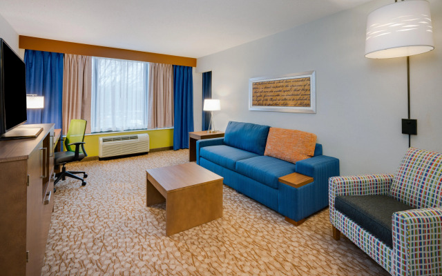 Holiday Inn Express & Suites Ft. Washington - Philadelphia by IHG