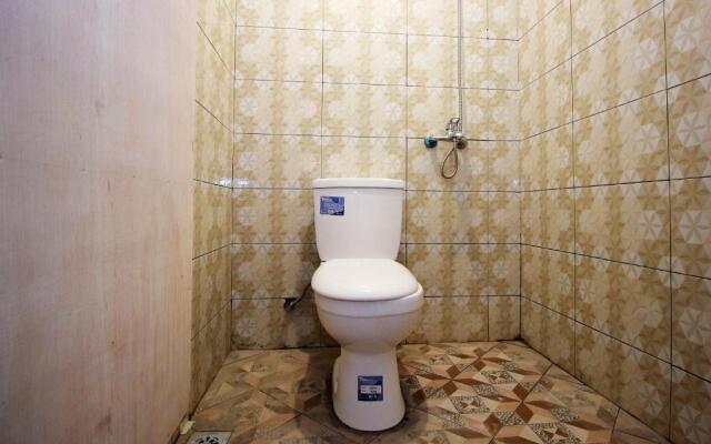 OYO 2647 Anissa Guest House