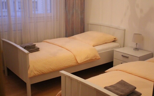 Studios near Basel Airport - RM 114